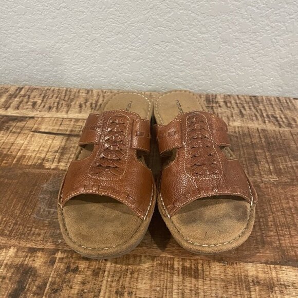 NATURAL SOLE by Naturalizer brown leather comfort sandals 8.5 Slip On Open Toe - Picture 3 of 9
